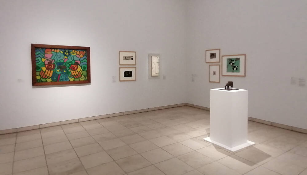 Raum 4: Ornamentale Linie und abstrahierende Kunst
